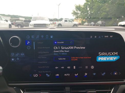 Used 2025 Chevrolet Equinox EV RS image 24