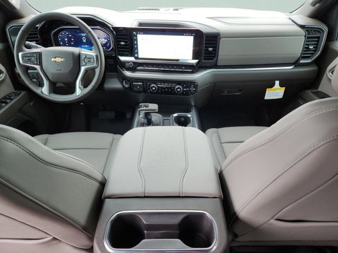 New 2026 Chevrolet Silverado 1500 LTZ w/ Technology Package AWD/4WD image 19