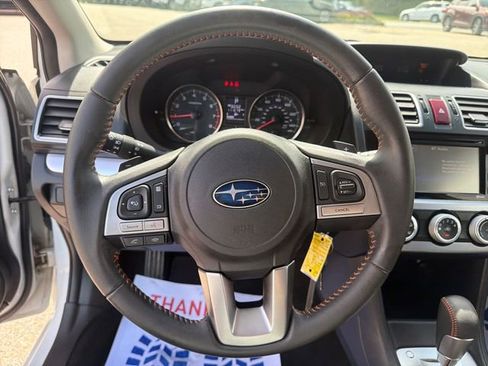 Used 2017 Subaru Crosstrek 2.0i Premium AWD/4WD image 18