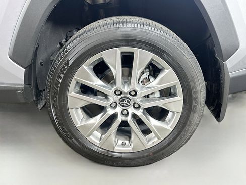 Used 2024 Toyota RAV4 Limited w/ Advanced Technology Package AWD/4WD image 30