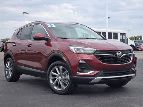 Used 2023 Buick Encore GX Essence w/ Experience Buick Package AWD/4WD image 2