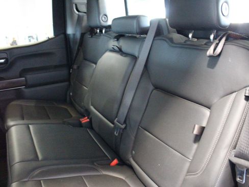 Used 2020 GMC Sierra 1500 SLT w/ SLT Convenience Package image 32