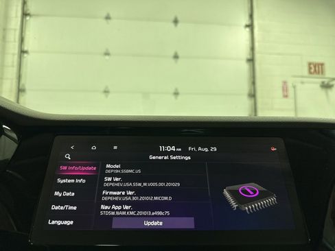 Used 2021 Kia Niro Touring image 31