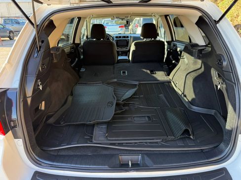 Used 2019 Subaru Outback 2.5i Premium w/ Popular Package #2 AWD/4WD image 20