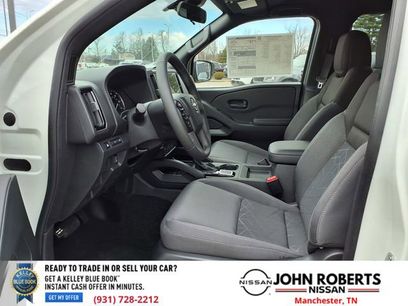 New 2026 Nissan Frontier SV w/ SV Convenience Package