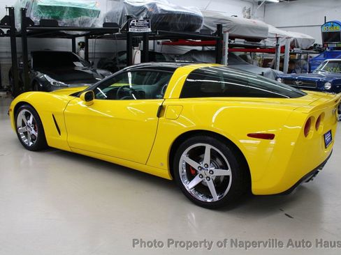 Used 2007 Chevrolet Corvette Coupe w/ Preferred Equipment Group RWD image 59
