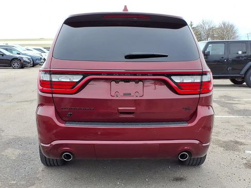 Used 2022 Dodge Durango R/T w/ Blacktop Package AWD/4WD image 4