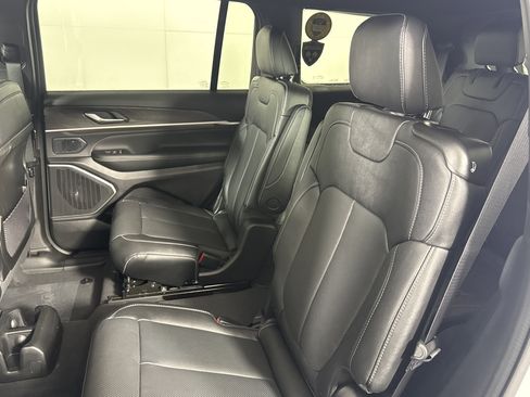 New 2026 Jeep Grand Cherokee L Limited AWD/4WD image 13