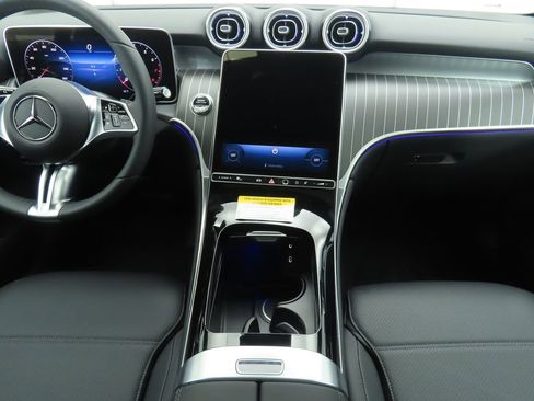 Certified 2025 Mercedes-Benz GLC 300 image 13