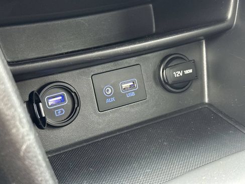Used 2021 Hyundai Kona SE AWD/4WD image 34