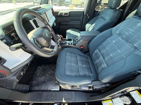 New 2026 Ford Bronco Heritage Edition AWD/4WD image 16