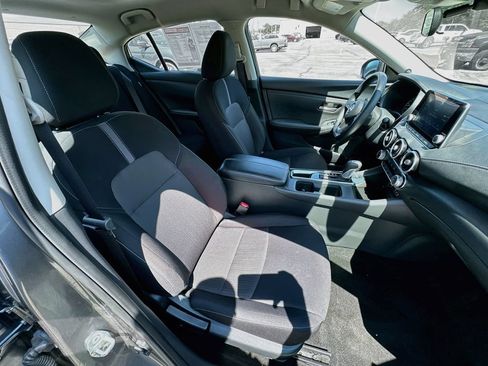 Used 2025 Nissan Sentra SV FWD image 33