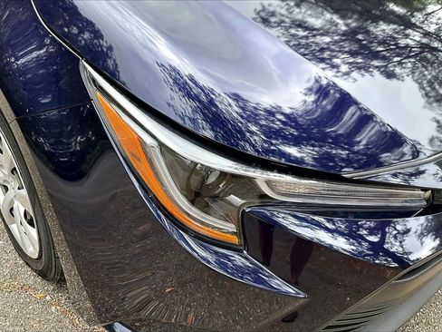 Used 2023 Toyota Corolla LE FWD image 33