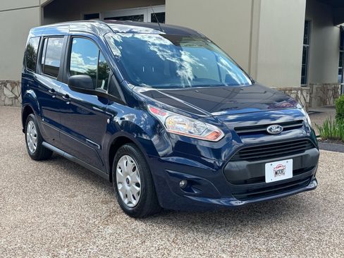 Used 2016 Ford Transit Connect XLT image 6