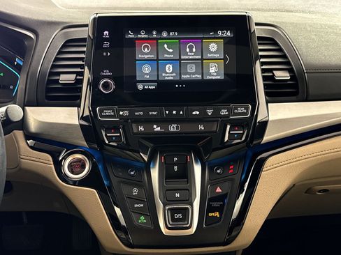 Used 2024 Honda Odyssey Touring image 21