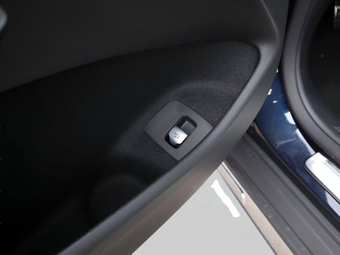 New 2026 Mercedes-Benz E 450 4MATIC All-Terrain Wagon image 27