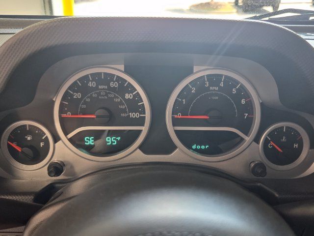 Used 2007 Jeep Wrangler Sahara AWD/4WD image 19