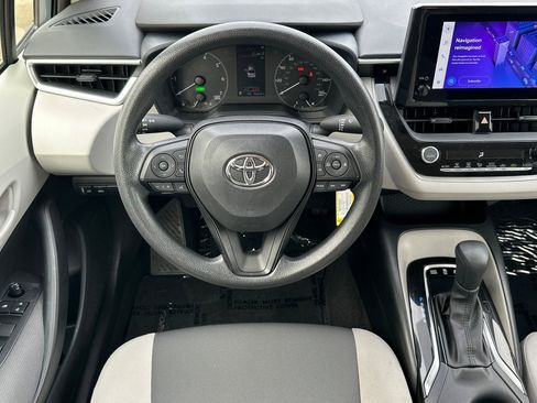 Certified 2023 Toyota Corolla LE image 13
