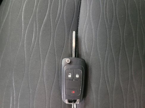 Used 2015 Buick Encore AWD image 32