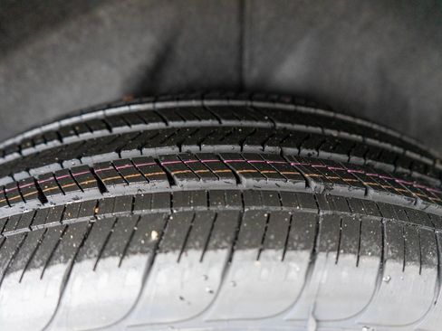 Used 2023 GMC Acadia Denali w/ Black Diamond Edition image 36