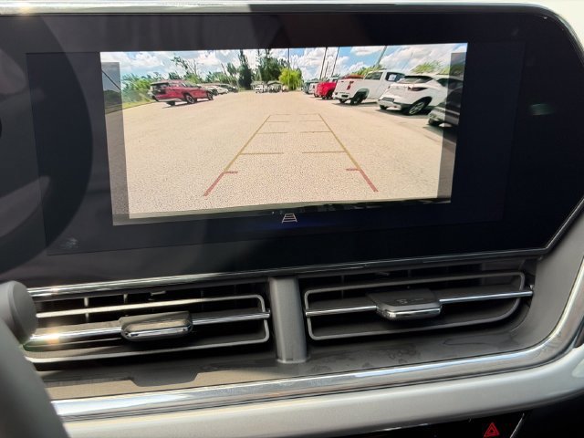 New 2026 Chevrolet Trax LT w/ Sunroof Package FWD image 27