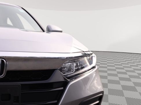 Used 2020 Honda Accord LX image 10