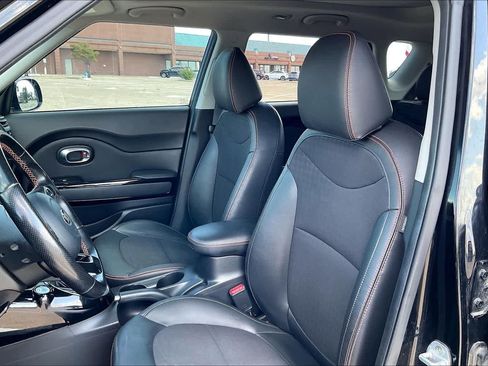 Used 2019 Kia Soul ! w/ Technology Package FWD image 10