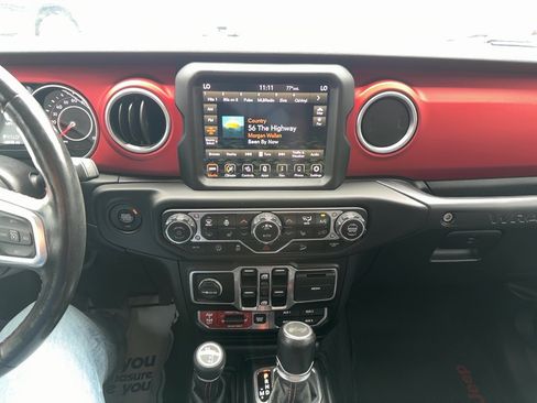 Used 2020 Jeep Wrangler Unlimited Rubicon AWD/4WD image 18