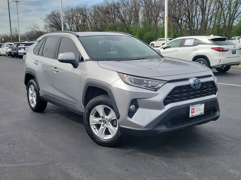 Certified 2021 Toyota RAV4 XLE w/ Convenience Package AWD/4WD image 35