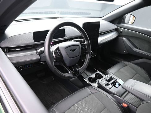 Used 2025 Ford Mustang Mach-E GT image 15