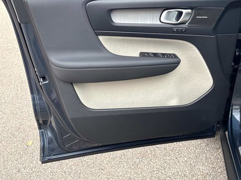 New 2026 Volvo XC40 B5 Plus w/ Climate Package image 16