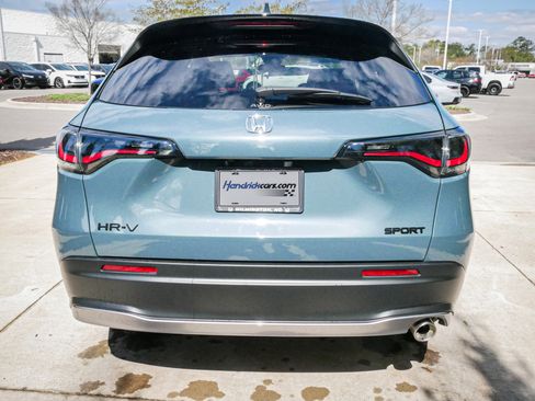 Certified 2026 Honda HR-V Sport image 9