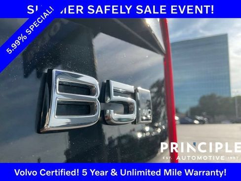 Certified 2023 Volvo XC90 B5 Plus AWD/4WD image 30