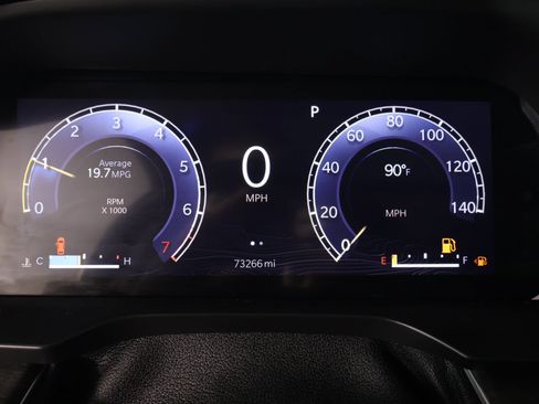 Used 2021 Jeep Grand Cherokee L Limited AWD/4WD image 4