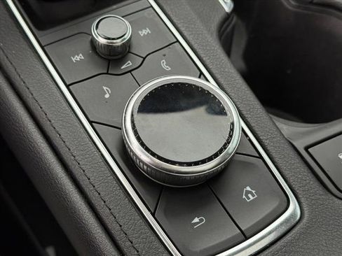 Used 2019 Cadillac XT4 Luxury image 18