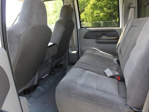 Used 2002 Ford F350 XLT image 23