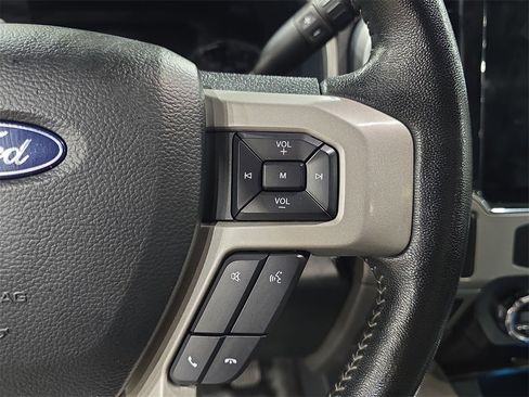 Used 2022 Ford F450 Lariat w/ FX4 Off-Road Package image 18