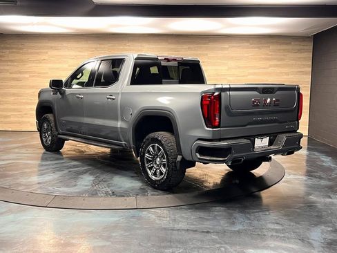 Used 2024 GMC Sierra 1500 AT4 w/ Technology Package AWD/4WD image 16