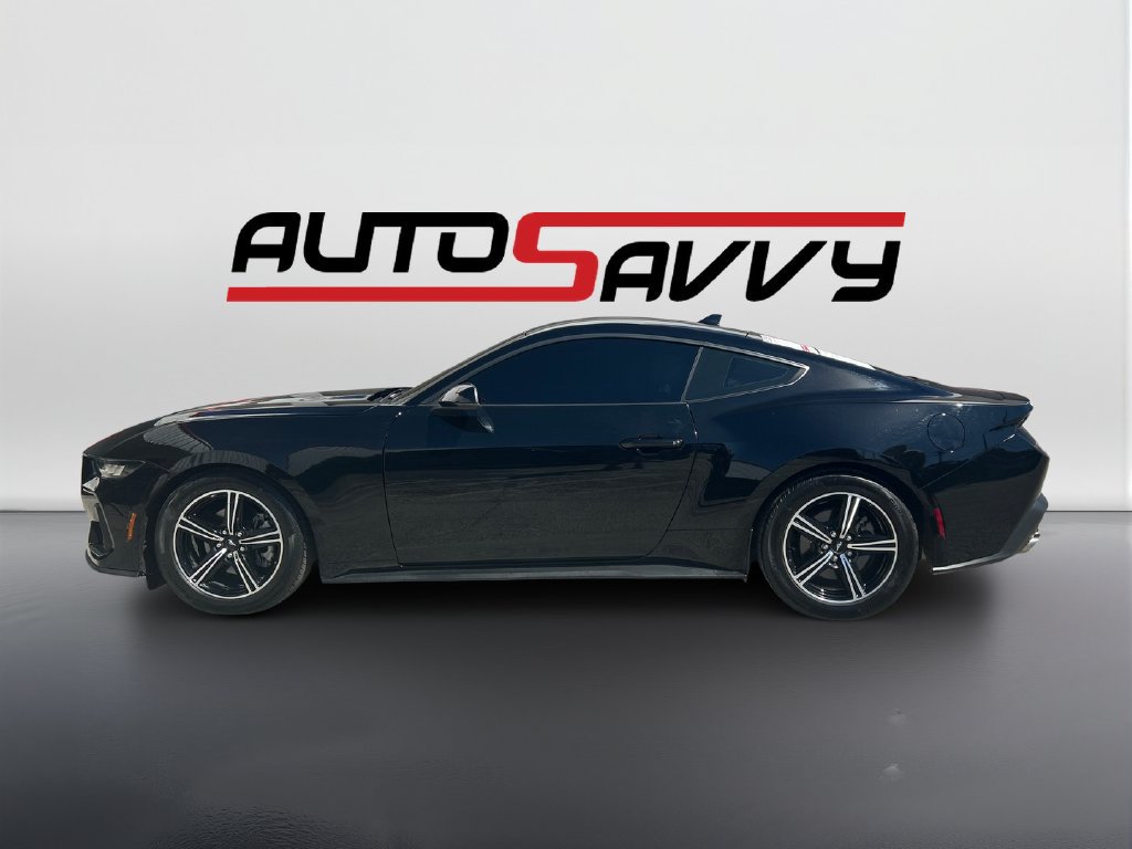 Used 2025 Ford Mustang Premium RWD image 8