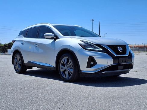 Used 2021 Nissan Murano Platinum w/ Cargo Package image 2