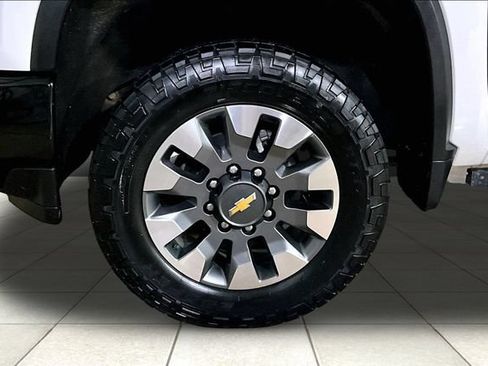 Used 2022 Chevrolet Silverado 2500 Custom w/ Gooseneck/5TH Wheel Package AWD/4WD image 10