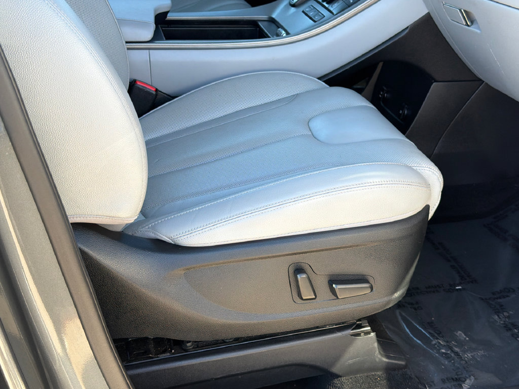 Used 2022 Hyundai Palisade SEL w/ Premium Package AWD/4WD image 14