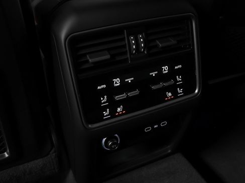 Certified 2026 Porsche Cayenne S AWD/4WD image 52