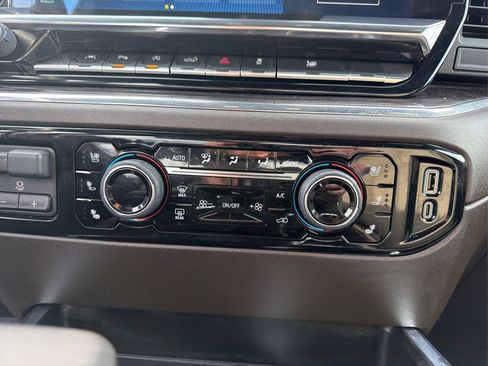 Used 2024 Chevrolet Silverado 1500 LTZ w/ LTZ Convenience Package II image 37