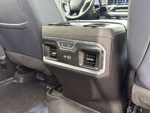 Used 2024 Chevrolet Silverado 3500 High Country w/ Technology Package image 28