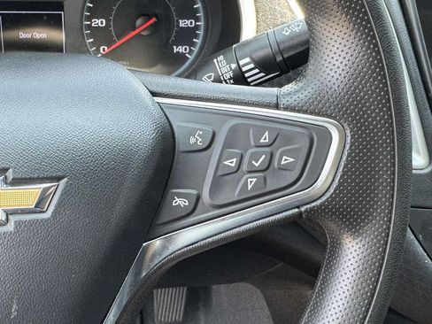 Used 2024 Chevrolet Malibu LT FWD image 12