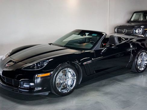 Used 2011 Chevrolet Corvette Grand Sport w/ Preferred Equipment Group image 34