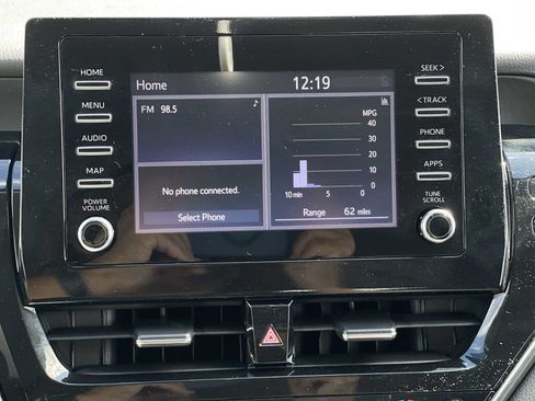 Used 2022 Toyota Camry LE FWD image 19