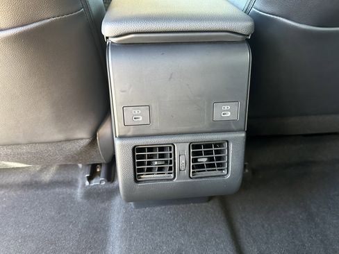 Used 2024 Toyota bZ4X XLE w/ Weather Package image 39