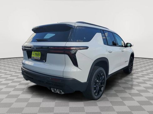 New 2026 Chevrolet Traverse LT w/ Midnight/Sport Edition image 3